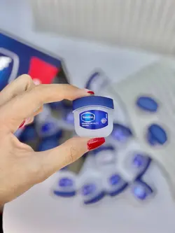 وازلین لب - نرم کننده واقعی لب