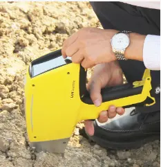 دستگاه XRF مدل True X760 - تجهیزات آزمایشگاهی زیست دهش خاورمیانه