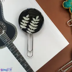 بوکمارک شیک طرح سیاه سفید