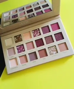 پالت سایه ی هدی موج مدل نیو نود HUDAMOJI - فروشگاه اینترنتی زیبا شاپ