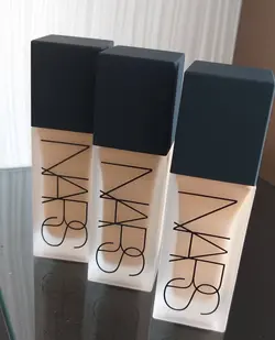 کرم پودر نارس شماره LIGHT 4 NARS - فروشگاه اینترنتی زیبا شاپ