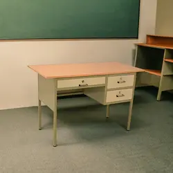 میز معلم 3 کشو | فروشگاه آرک