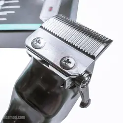 ماشین اصلاح حرفه ای وی جی آر مدل VGR V-116 متال - فروشگاه اینترنتی زیبا مد