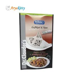 پوچ گربه حاوی گوشت مرغ و قلوه در سس