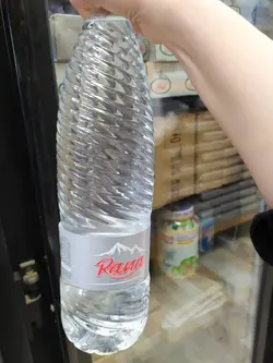 آب معدنی 1/5 لیتری رعنا