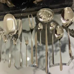 سرویس قاشق و چنگال 132  پارچه زولینگن مدل 18/10
