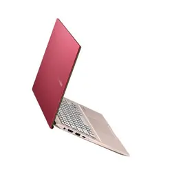 ویووبوک S431FL در نوع خود یکی از سبک‌ترین محصولات ایسوس است.