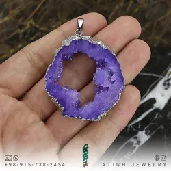 گردنبند ژئود آمتیست بلور معدنی خوشرنگ کیفیت بینظیر سنگ درمانی همراه زنجیر استیل طلایی ضد حساسیت ضد استرس