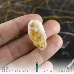 سنگ راف (تراش نخورده) سیترین معدنی خوشرنگ مناسب سنگ درمانی و دکوری تنظیم و تعادل چاکرای خورشیدی وزن 35 قیراط