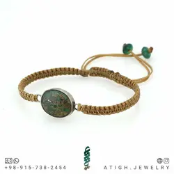 دستبند فیروزه سبز رضوی نیشابوری صددرصد طبیعی بسیار خوشرنگ فریم نقره 925 عیار دستساز بافت مکرومه فری سایز کشویی