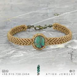 دستبند فیروزه سبز رضوی نیشابوری صددرصد طبیعی بسیار خوشرنگ دستساز بافت مکرومه فری سایز کشویی