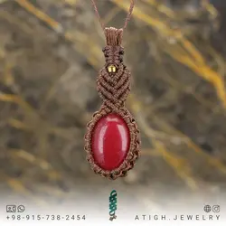 گردنبند عقیق سرخ بسیار خوشرنگ معدنی بافت مکرومه همراه بند چرم تخصصی چاکرای 1 و 2