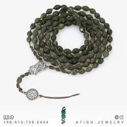 تسبیح و گردنبند شاه مقصود افغان سبز تیره یشمی مرغوب 101 دانه تراش هلی عالی معدنی دستساز بسیار خوشرنگ طراحی اسلیمی بافت مکرومه