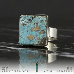 انگشتر نقره فیروزه نیشابوری شجری معدنی تراش مربع با نقش و نگار خاص رنگ بسیار زیبا صددرصد طبیعی رکاب دستساز نقره 925 عیار دور ساده سنتی