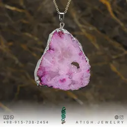 گردنبند ژئود کوارتز صورتی (رز کوارتز) معدنی بلور طبیعی سنگ درمانی تخصصی چاکرای چهارم همراه زنجیر استیل یا بند چرم