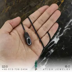 گردنبند مهره لول عقیق باباقوری معدنی مات طرح قدیمی با نقش و نگار زیبا همراه بند چرمی خاصیت چشم نظر