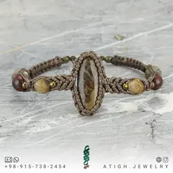 دستبند جاسپر تراش بیضی، چشم ببر تراش استار، سنگ خون و مار سنگ معدنی با نقش و نگار خاص هارمونی رنگ جذاب بافت مکرومه دستساز