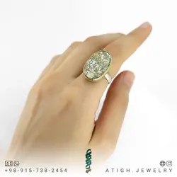 انگشتر نقره فیروزه نیشابوری شجری معدنی درشت با نقش و نگار زیبا سبز خوشرنگ صددرصد طبیعی رکاب دستساز نقره 925 عیار دور طلایی