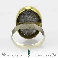 انگشتر نقره فیروزه نیشابوری شجری معدنی درشت با نقش و نگار خاص رنگ صددرصد طبیعی رکاب دستساز نقره 925 عیار دور طلایی