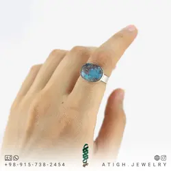 انگشتر نقره فیروزه نیشابوری شجری معدنی با نقش و نگار زیبا رنگ آبی خاص صددرصد طبیعی کیفیت سنگ بالا رکاب صفوی دستساز نقره 925 عیار