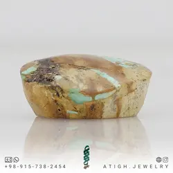 نگین فیروزه نیشابوری شجری معدنی با نقش و نگار زیبا طرح ابر و باد درشت رنگ صد درصد طبیعی بدون احیا وزن حدود ۵.۷ گرم