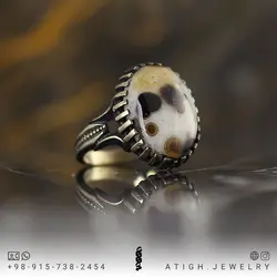 انگشتر مردانه عقیق باباقوری مردانه معدنی با نقش و نگار خاص تراش دامله رکاب سیاه قلم طراحی اسلیمی دور چنگ رنگ ثابت