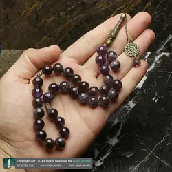 تسبیح لوکس آمتیست معدنی ارغوانی بسیار با کیفیت اکسیر آرامش و خوشرنگ 33 دانه درشت دستساز اسلیمی