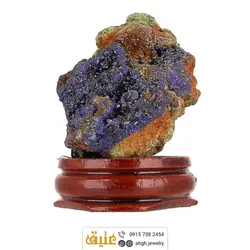 تندیس راف آزوریت مالاکیت معدنی بسیار خاص با هارمونی رنگ چشم نواز همراه با ناخالصی مس پایه چوبی