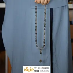 تسبیح عقیق شجری معدنی ۶۶ دانه درشت دستساز با نقش و نگار زیبا طراحی اسلیمی