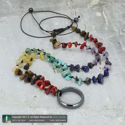 گردنبند هفت سنگ چاکرا معدنی تراش نامنظم و حلقه حدید معدنی محافظ هاله انرژی سری ۴ سنگ های قیمتی بافت گره ای