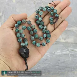 سینه ریز تورمالین سیاه راف (تراش نخورده) همراه سرپنتین (مارسنگ) مات طبیعی بافت گره ای بسیار خاص
