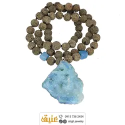 سینه ریز ژئود کوارتز آبی بلور معدنی، لاوا خاکی و عقیق دراگون مکعبی طبیعی تم دریا و ساحل بافت گره ای