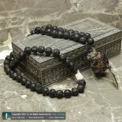 تسبیح کلکسیونی فلورین راف (تراش نخورده) بسیار با کیفیت همراه عقیق سفید راف و لاوا معدنی 66 دانه دستساز طرح بال