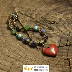 سینه ریز جاسپر قرمز تراش قلب و هفت سنگ چاکرا سری سنگهای قیمتی و حدید محافظ هاله انرژی معدنی
