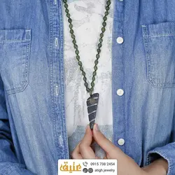 سینه ریز آنتیک سنگی (مشابه هبهاب) و شاه مقصود افغان بافت گره ای بسیار خاص با نقوش زیبا