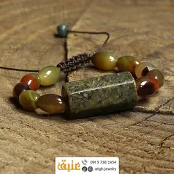 دستبند مهره لول سرافینیت تراش دار درشت و عقیق سلیمانی با هارمونی رنگ خاص دانه هلی معدنی سنگ درمانی