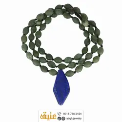 سینه ریز لاجورد افغان مرغوب خوشرنگ با تراش خاص و شاه مقصود افغان دانه هلی معدنی بافت گره ای