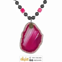 سینه ریز اسلایس عقیق صورتی ماداگاسکار بسیار خوش نقش و نگار، حدید مات و عقیق مکعبی دراگون معدنی