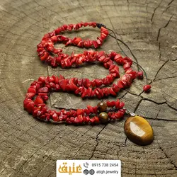 سینه ریز چشم ببر معدنی با بازی نور بسیار زیبا و مرجان طبیعی نامنظم بسیار خوشرنگ