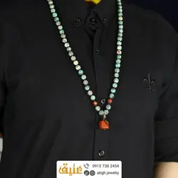 سینه ریز جاسپر قرمز مکعبی نامنظم، ابسیدین ماهگونی و فیروزه آفریقایی مات معدنی بسیار خوشرنگ بافت گره ای