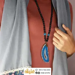 سینه ریز اسلایس ژئود عقیق آبی سلیمانی بسیار خوشرنگ، عقیق دراگون مکعبی و عقیق سیاه مات معدنی با نقش و نگار خاص بافت گره ای