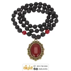 سینه ریز عقیق سرخ عالی مرغوب بسیار خوشرنگ و لاوا معدنی بافت گره ای فریم طرح گل برنزی