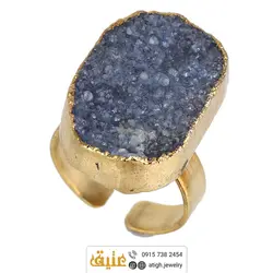 نیم ست کوارتز آبی بلور معدنی درشت بسیار خوشرنگ همراه زنجیر استیل طلایی