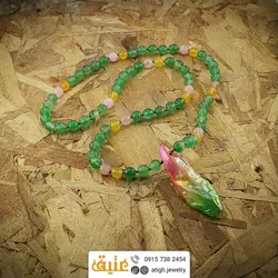 سینه ریز کوارتز تیتانیوم تراش نامنظم، عقیق سبز، کوارتز صورتی و عقیق زرد معدنی هارمونی رنگ زیبا