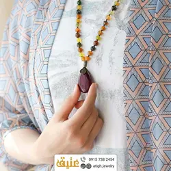سینه ریز عقیق اشکی بسیار خوشرنگ و عقیق ترکیبی معدنی بسیار مرغوب بافت گره ای
