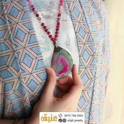 سینه ریز اسلایس عقیق هندوانه ای و عقیق ماداگاسکار صورتی معدنی بسیار خوشرنگ گره ای