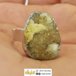 انگشتر کوارتز زرد بلور معدنی سنگ درمانی‌