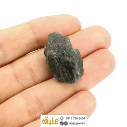 سنگ راف مولداویت (Moldavite) معدنی ناب و بینظیر سبز زیتونی از جمهوری چک