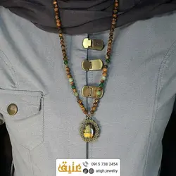 سینه ریز چشم ببر، عقیق سبز، یشم و کوارتز دودی معدنی‌ فریم طرح گل‌‌‌