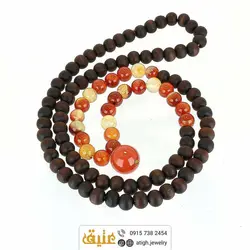 سینه ریز گوی عقیق سرخ و کارنلین همراه چوب زیتون